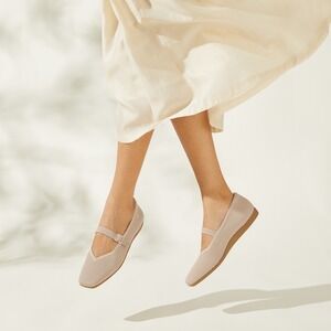 Vivaia Women's (Margot Walker Mary-Jane) size EU/39.5 US/8.5